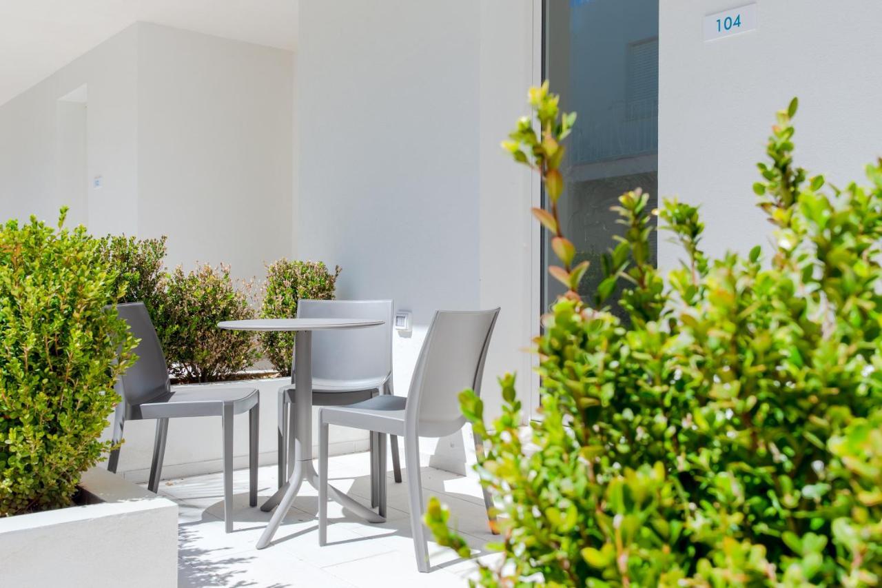 טורה סן ג'ובאני אוג'נטו Smart Hotel Ugento מראה חיצוני תמונה