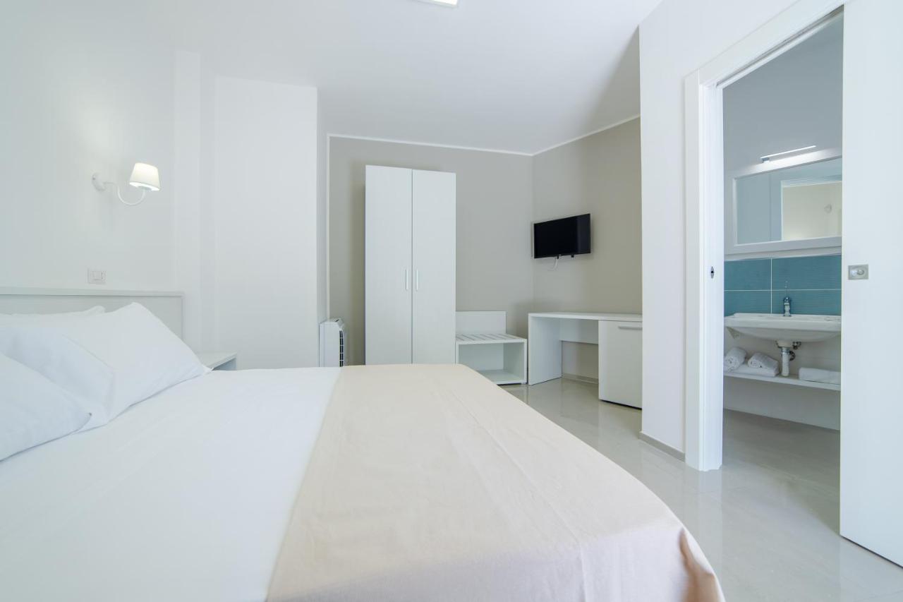 טורה סן ג'ובאני אוג'נטו Smart Hotel Ugento מראה חיצוני תמונה