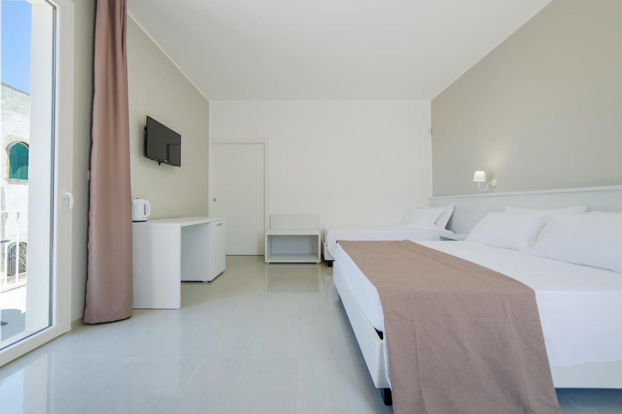 טורה סן ג'ובאני אוג'נטו Smart Hotel Ugento מראה חיצוני תמונה