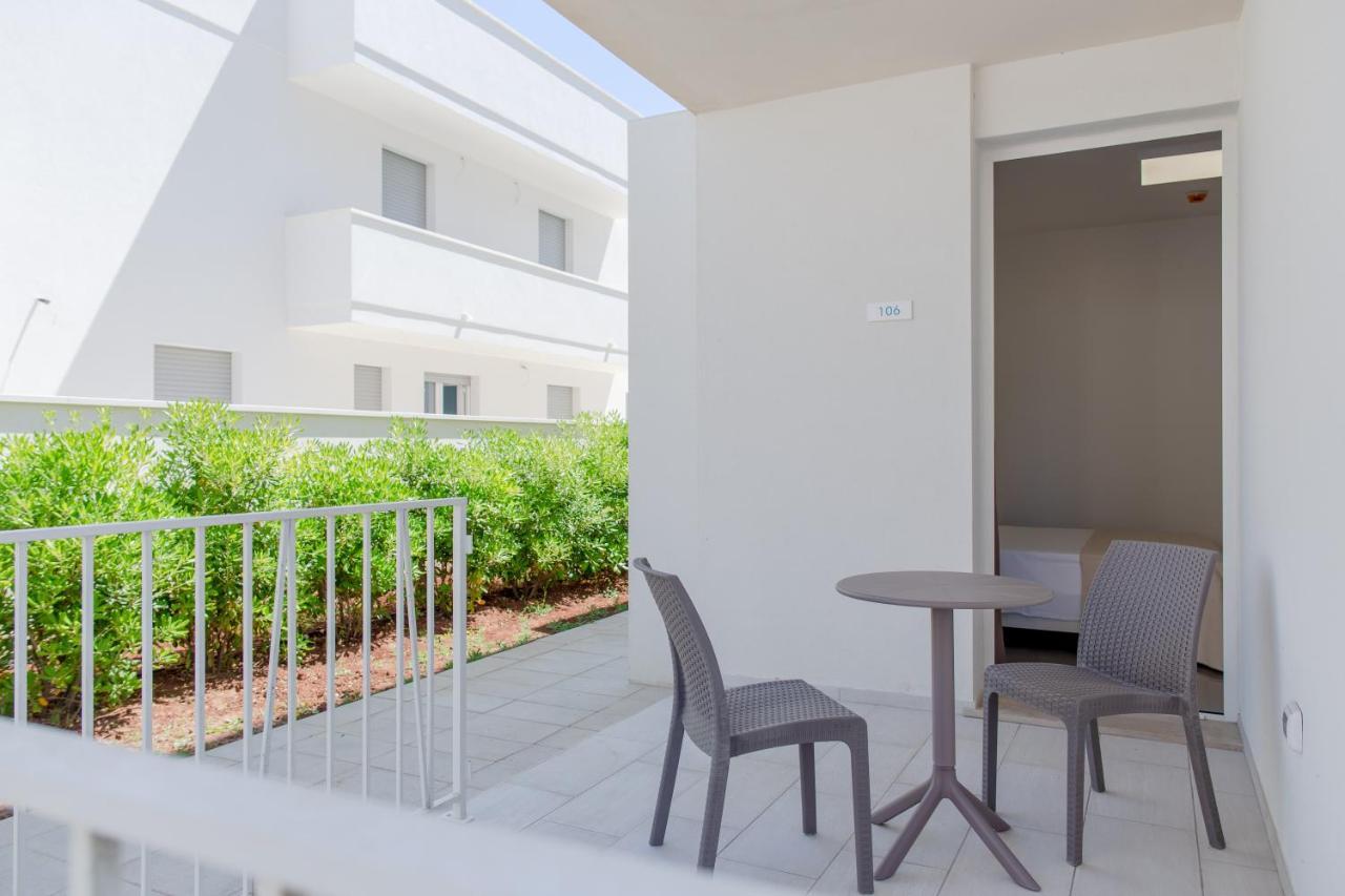 טורה סן ג'ובאני אוג'נטו Smart Hotel Ugento מראה חיצוני תמונה