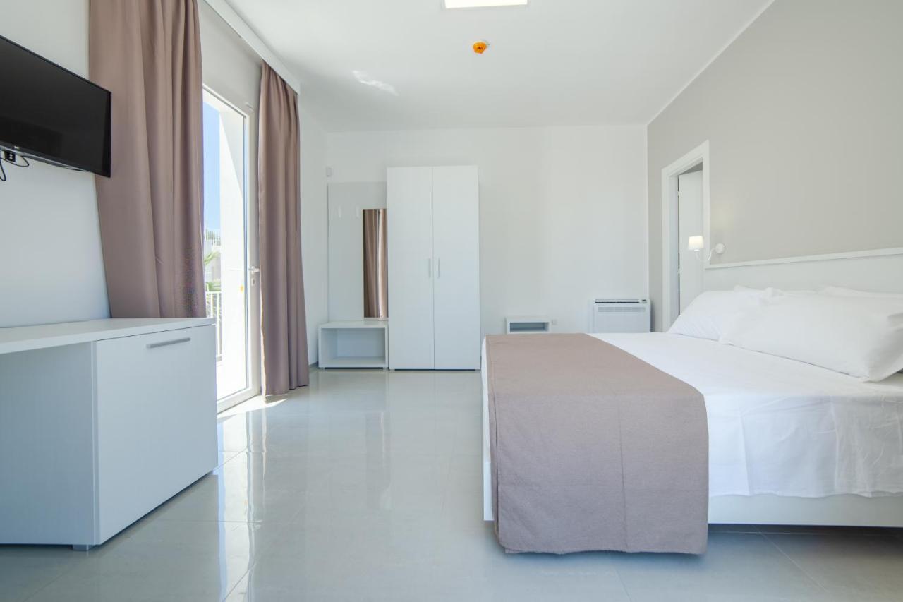 טורה סן ג'ובאני אוג'נטו Smart Hotel Ugento מראה חיצוני תמונה