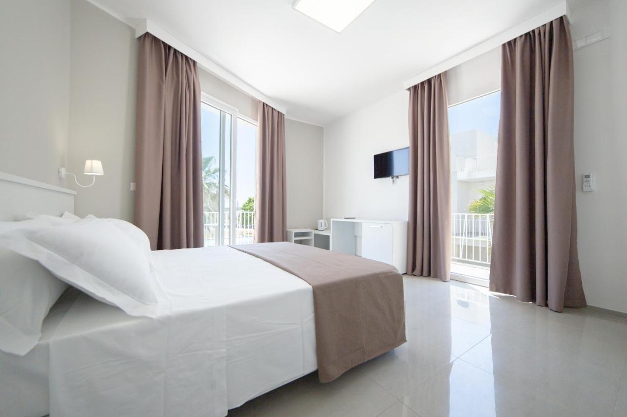 טורה סן ג'ובאני אוג'נטו Smart Hotel Ugento מראה חיצוני תמונה