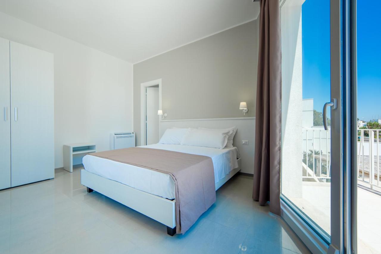 טורה סן ג'ובאני אוג'נטו Smart Hotel Ugento מראה חיצוני תמונה