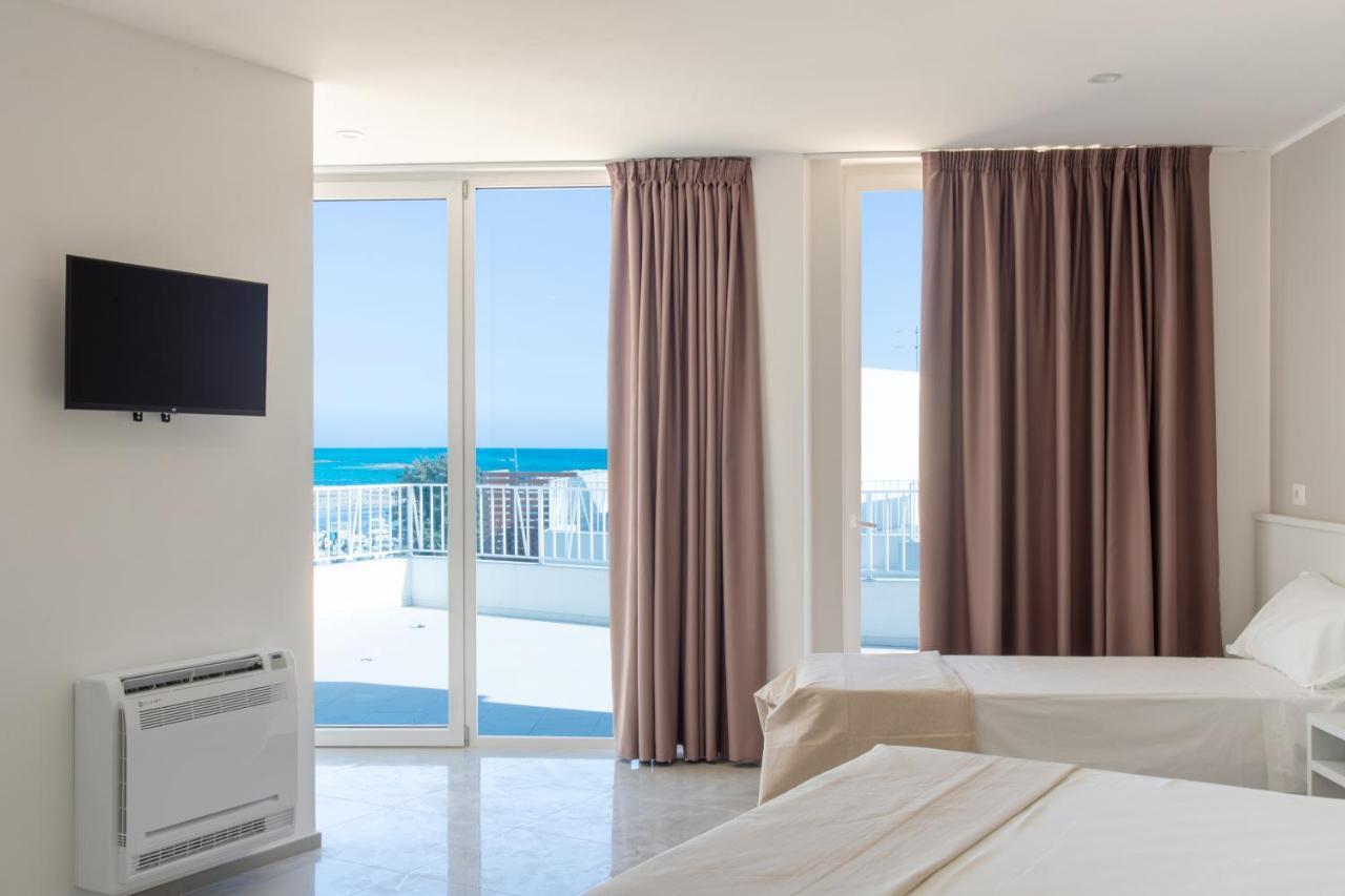 טורה סן ג'ובאני אוג'נטו Smart Hotel Ugento מראה חיצוני תמונה