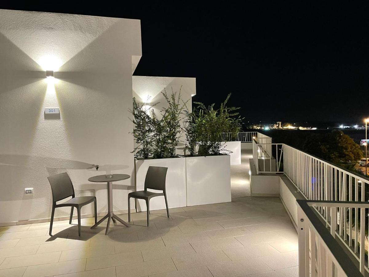 טורה סן ג'ובאני אוג'נטו Smart Hotel Ugento מראה חיצוני תמונה